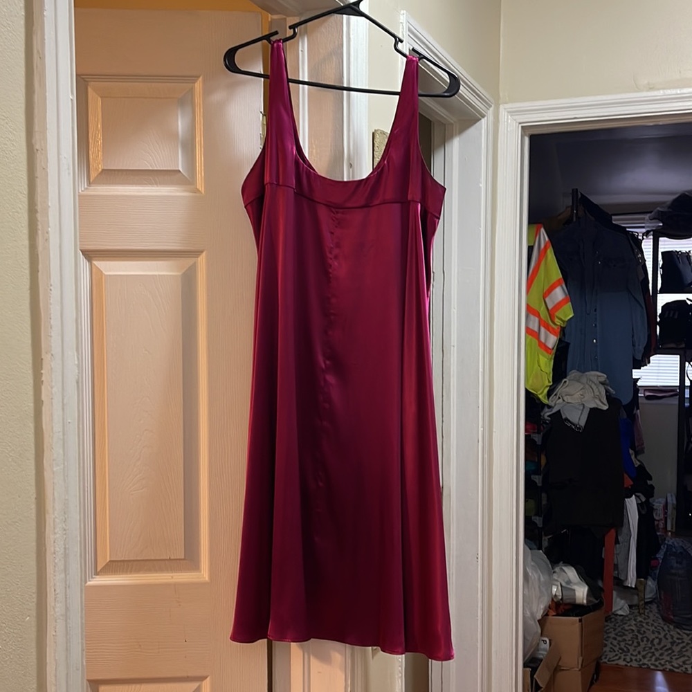 Final/Dress - Picture 4 of 9